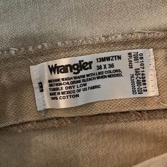 Wrangler Beige Jeans - Picture 4 of 4